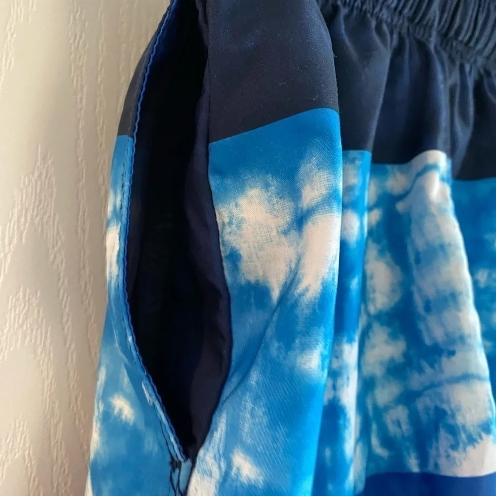 Men’s Blue and white speedo swim trunks Medium‎